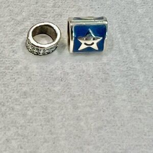 Two Brighton beads blue